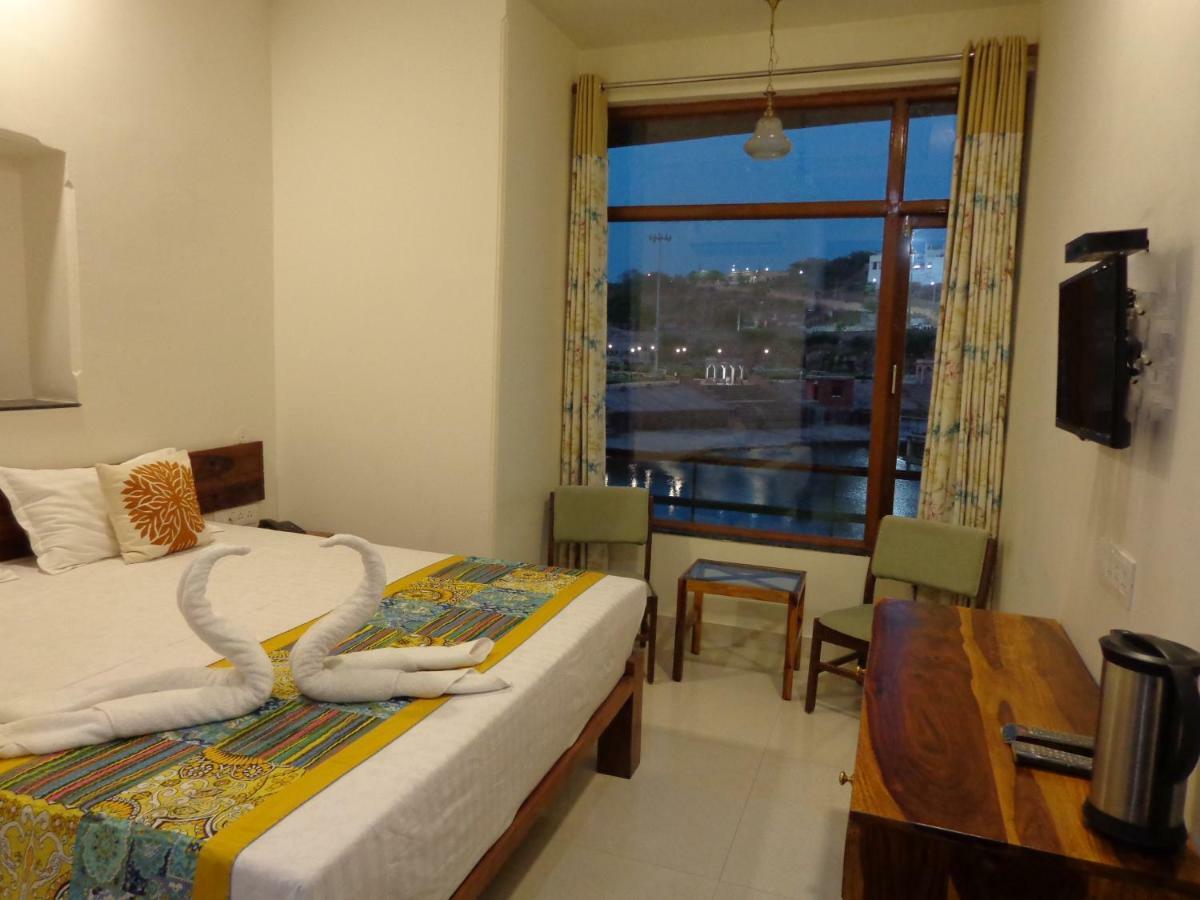 Lakeside Inn Ratanada Jodhpur  Exterior photo
